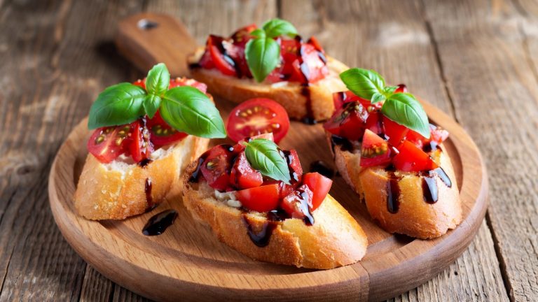Bruschetta with Balsamic Tomatoes