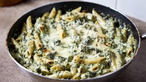 Spinach and Artichoke Dip Pasta