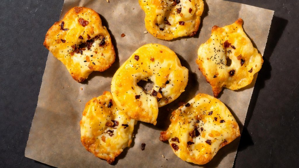 Everything Bagel Cheese Crisps