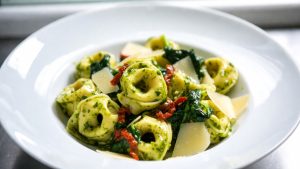 Pesto Tortellini with Sun-Dried Tomatoes