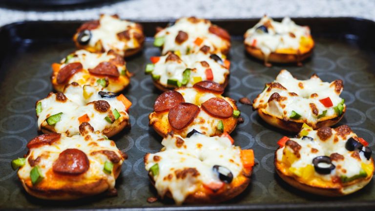 Mini Pizza Bagels